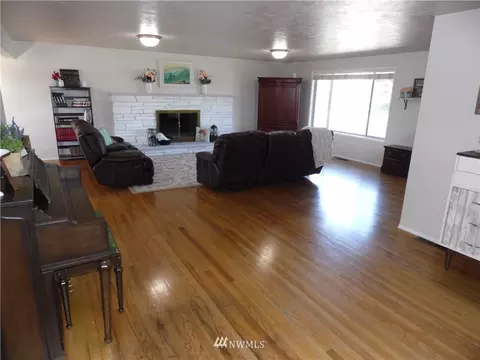 856 E Spruce St, Othello, WA 99344 photo 10