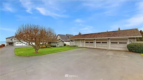 4824 G-loop Rd, Bow, WA 98232 photo 3