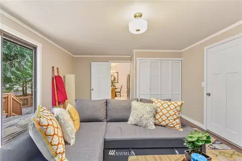 804 Duchess Rd, Bothell, WA 98012 photo 25