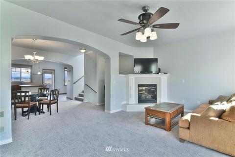 3027 Belmonte Ln, Everett, WA 98201 photo 2