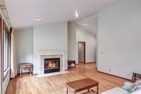 9008 NE 151 St, Bothell, WA 98011 photo 4