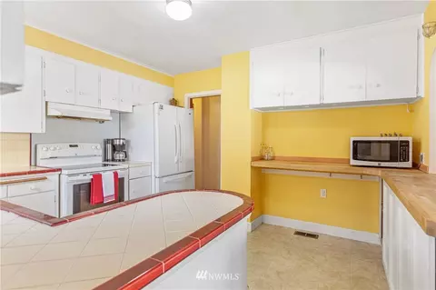 7011 Cady Rd, Everett, WA 98203 photo 16