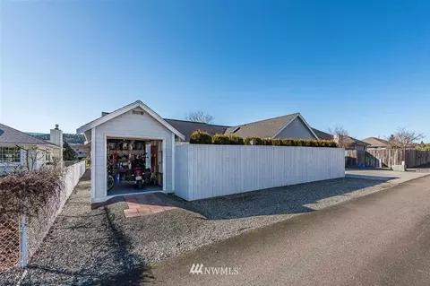 912 E Willow St, Sequim, WA 98382 photo 33
