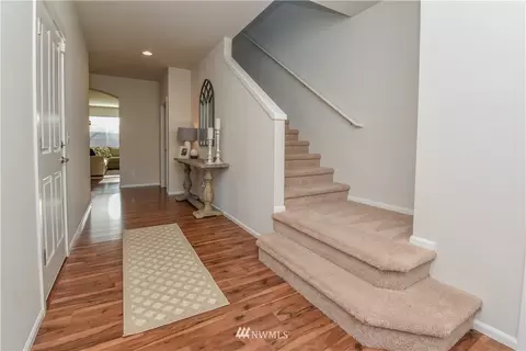 907 Louise Wise Ave NW, Orting, WA 98360 photo 4