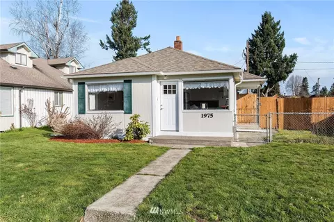 1975 Kibler Ave, Enumclaw, WA 98022 photo 1