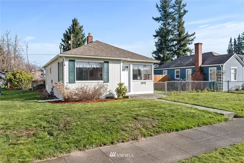 1975 Kibler Ave, Enumclaw, WA 98022 photo 3