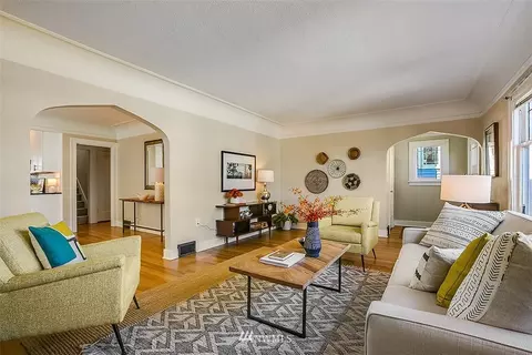 935 N 83rd St, Seattle, WA 98103 photo 3