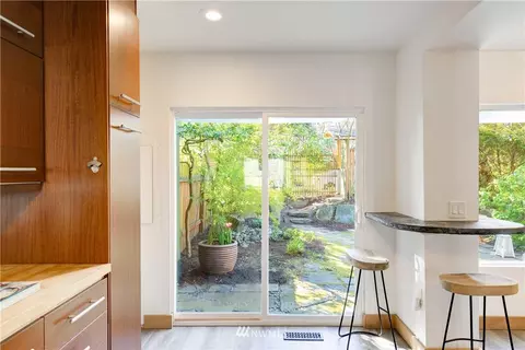 220 26th Ave E, Seattle, WA 98112 photo 7