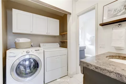 220 26th Ave E, Seattle, WA 98112 photo 21