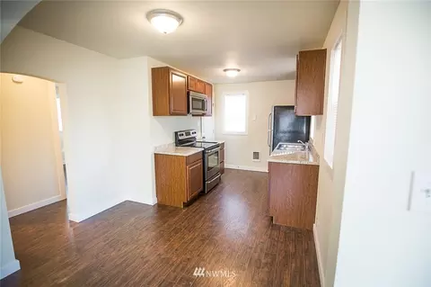 324 Washington Ave SE, Orting, WA 98360 photo 5