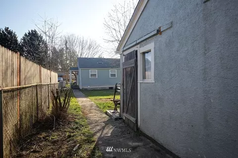 324 Washington Ave SE, Orting, WA 98360 photo 12
