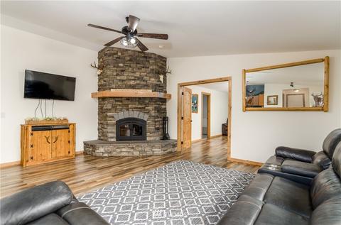 243 Bremgartner Rd, Winlock, WA 98596 photo 5