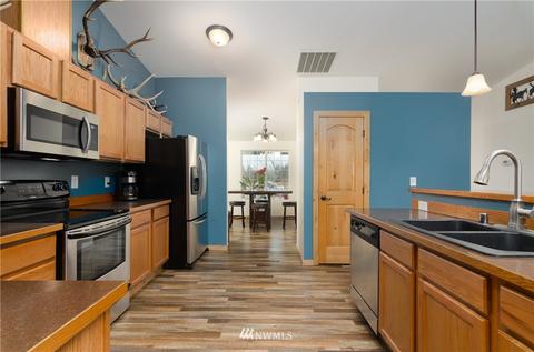 243 Bremgartner Rd, Winlock, WA 98596 photo 9