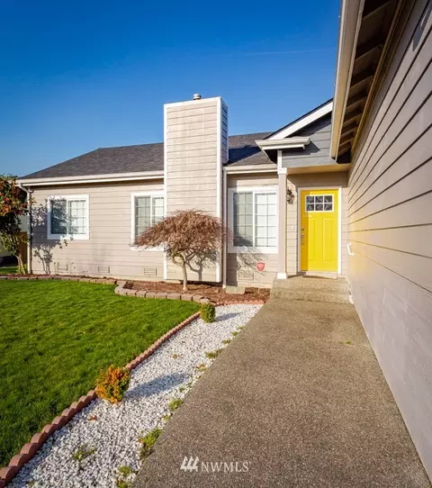 701 Belfair Ave SW, Orting, WA 98360 photo 2