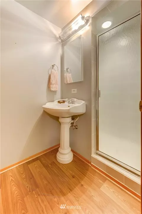 11004 Circle Dr, Bothell, WA 98011 photo 19