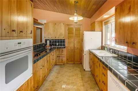 11004 Circle Dr, Bothell, WA 98011 photo 6