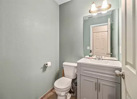 22009 E 65th Avenue Ct, Spanaway, WA 98387 photo 9