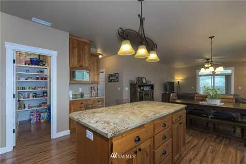 4722 Pine St, Longview, WA 98632 photo 7