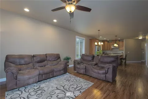 4722 Pine St, Longview, WA 98632 photo 10
