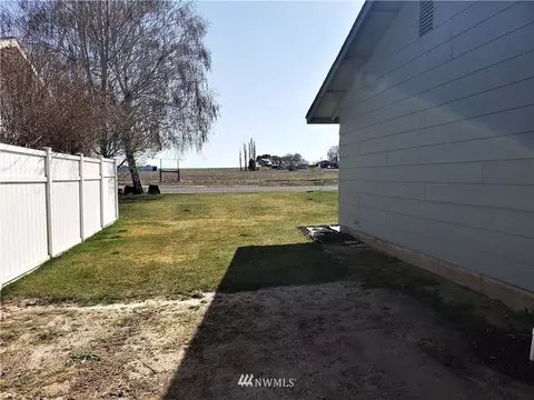 508 E 5th Ave, Warden, WA 98857 photo 26