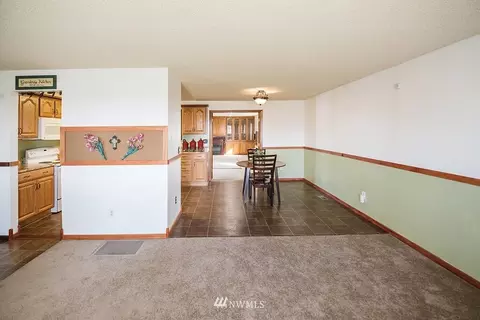 508 E 5th Ave, Warden, WA 98857 photo 7