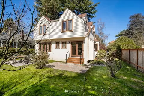 2525 E Calhoun St, Seattle, WA 98112 photo 28
