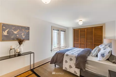 2525 E Calhoun St, Seattle, WA 98112 photo 19