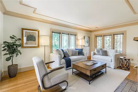 2525 E Calhoun St, Seattle, WA 98112 photo 6