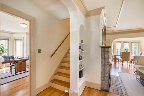 2525 E Calhoun St, Seattle, WA 98112 photo 15