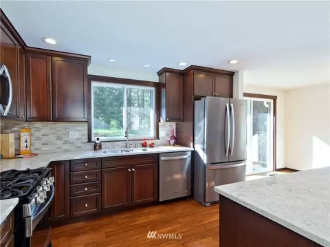 14813 107 Ave NE, Bothell, WA 98011 photo 3