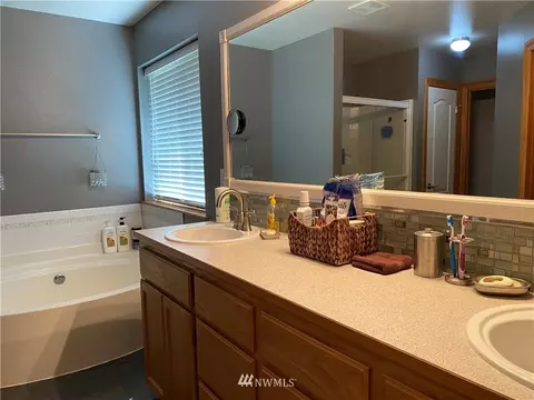 20508 193rd Avenue Ct E, Orting, WA 98360 photo 23