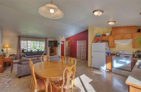 25507 30th Ave E, Spanaway, WA 98387 photo 6
