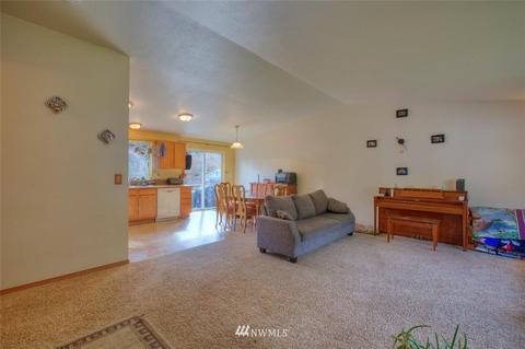 25507 30th Ave E, Spanaway, WA 98387 photo 3