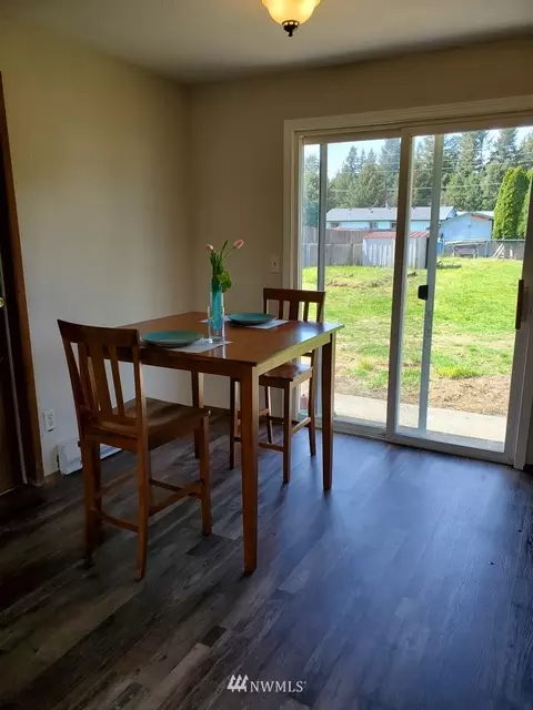 206 Olympia St E, Rainier, WA 98576 photo 5
