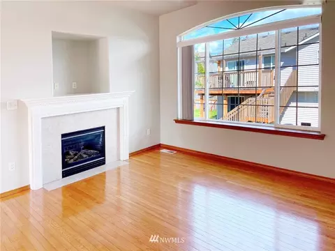 9926 28th Dr SE, Everett, WA 98208 photo 2
