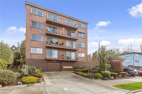 2619 Rucker Ave #1, Everett, WA 98201 photo 1