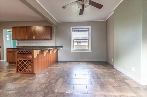 720 3rd St, Cosmopolis, WA 98537 photo 6