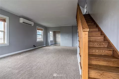720 3rd St, Cosmopolis, WA 98537 photo 3