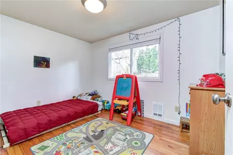 616 Pilchuck Path, Everett, WA 98201 photo 18