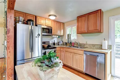 616 Pilchuck Path, Everett, WA 98201 photo 13