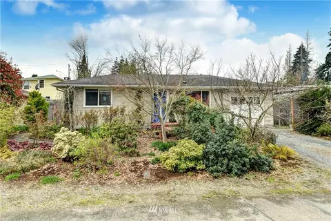 616 Pilchuck Path, Everett, WA 98201 photo 1