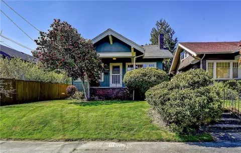 3207 33rd Ave S, Seattle, WA 98144 photo 1