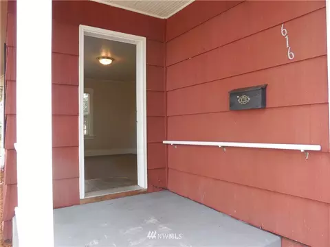 616 18th Ave, Longview, WA 98632 photo 4