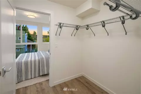 2510 Everett Ave E, Seattle, WA 98112 photo 13