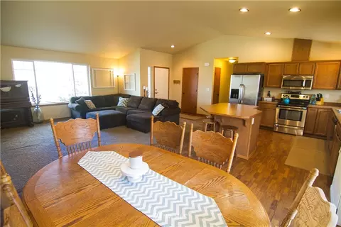 2128 Citation Loop, Wenatchee, WA 98801 photo 7