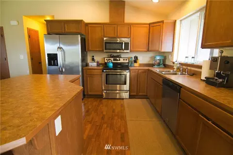 2128 Citation Loop, Wenatchee, WA 98801 photo 6