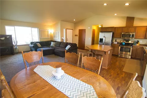 2128 Citation Loop, Wenatchee, WA 98801 photo 9