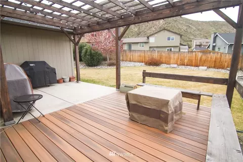 2128 Citation Loop, Wenatchee, WA 98801 photo 19