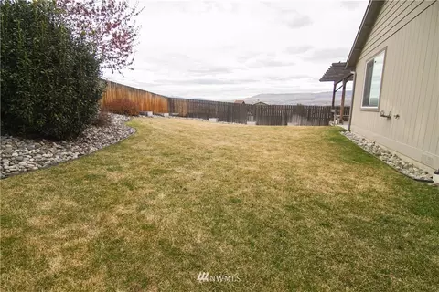 2128 Citation Loop, Wenatchee, WA 98801 photo 22