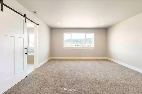 135 Love Dr, Enumclaw, WA 98022 photo 20